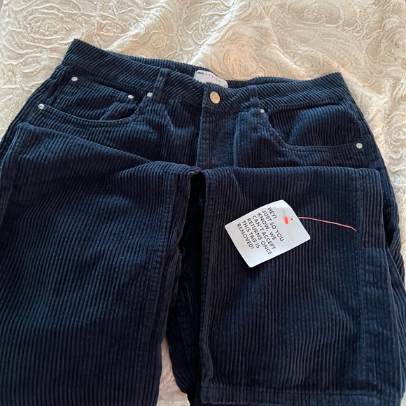 Brand new navy corduroy pants.  My son ordered the wrong size. - Picture 3 of 3